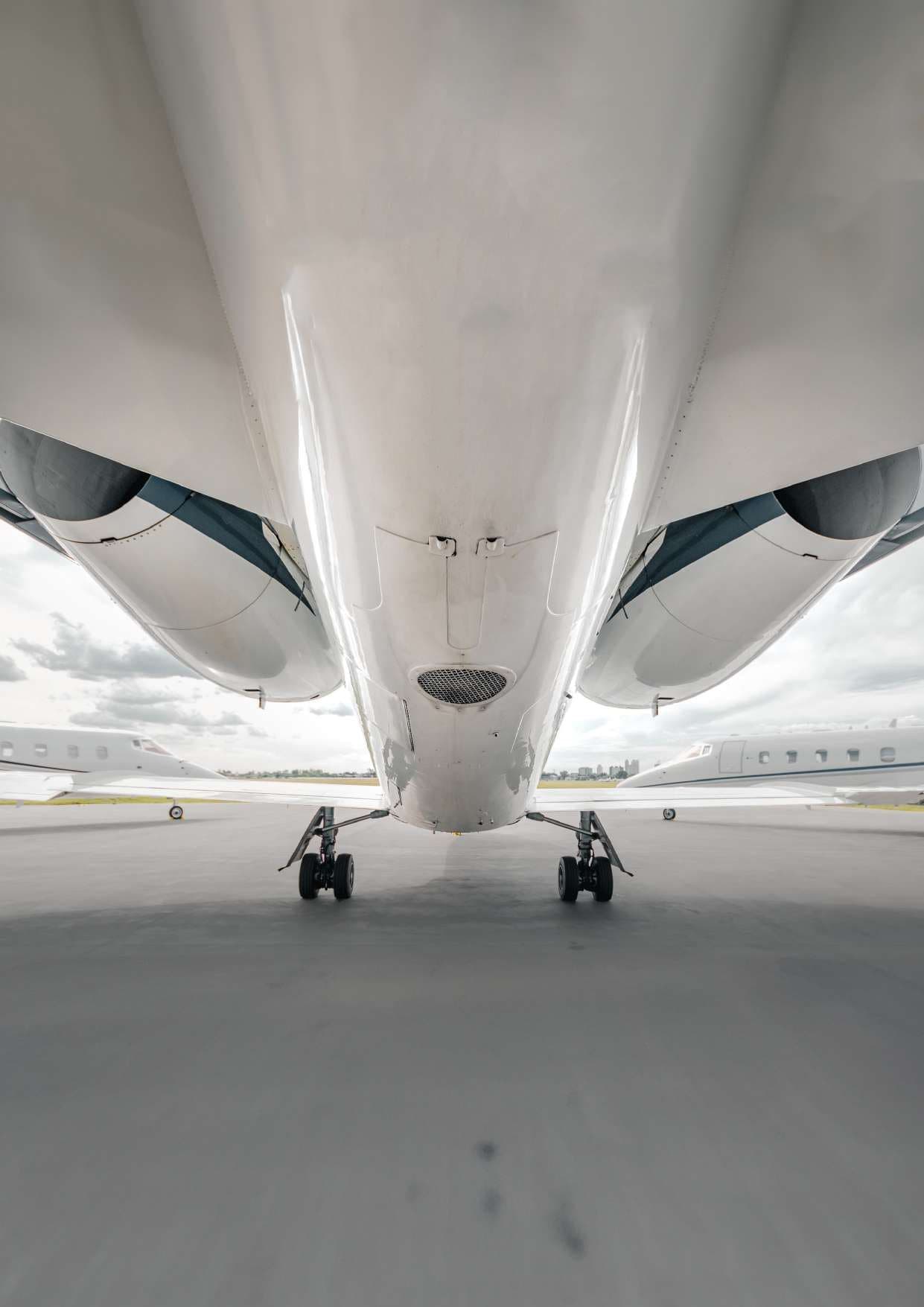 Learjet 60 LV-CUE · 4