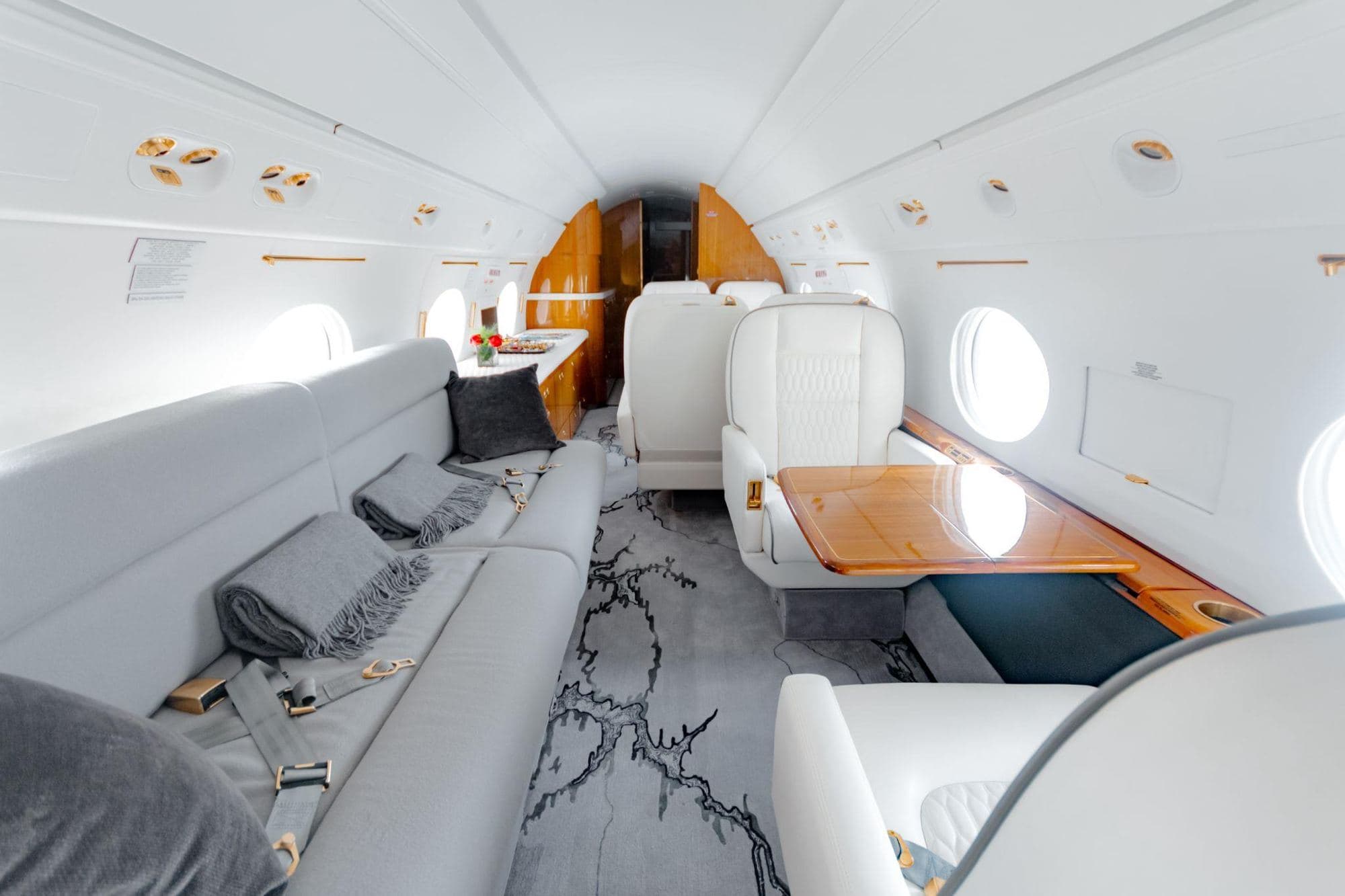 Gulfstream V LV-KLH · 2